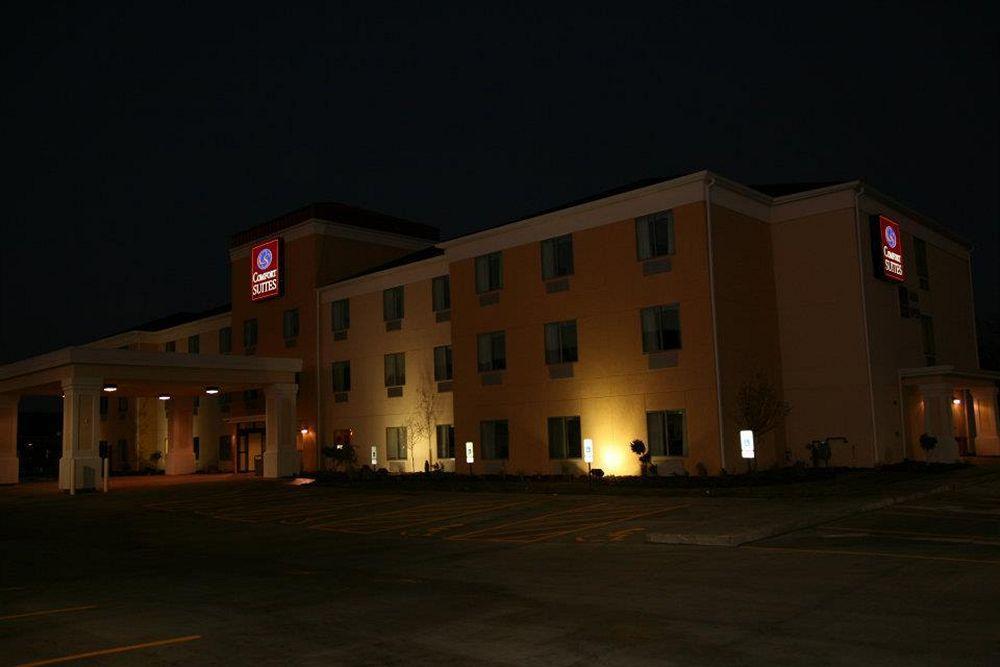 Comfort Suites Bloomington I-55 And I-74 Buitenkant foto